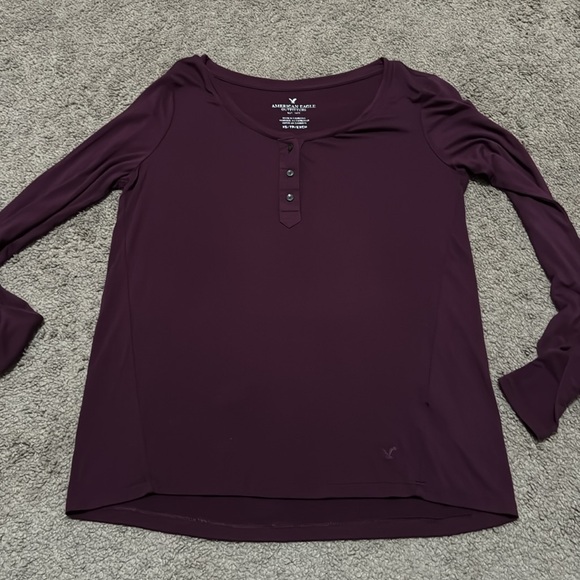American Eagle Sz Xs Long Sleeve Tissue Tee-Purple-3 Button Front-Viscose-EUC - Picture 10 of 15